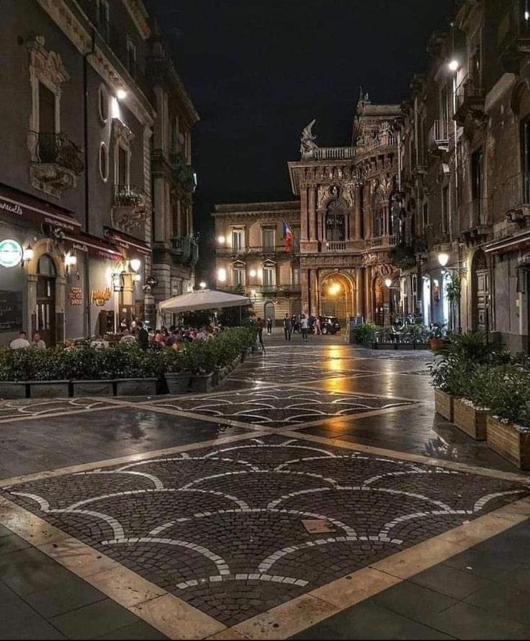 مبيت وإفطار كاتانيا Al Punto Giusto المظهر الخارجي الصورة